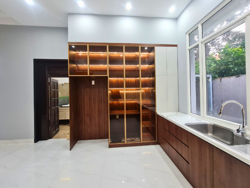 Phong bep 1